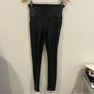 Spanx black size medium faux leather leggings high rise women’s